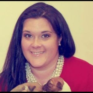 Meet your Posher, Becca